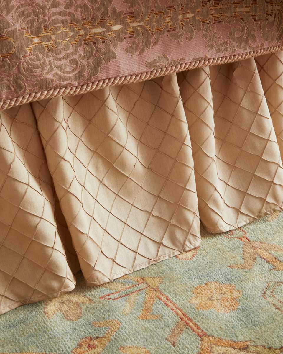 Liselle Dust Skirt,